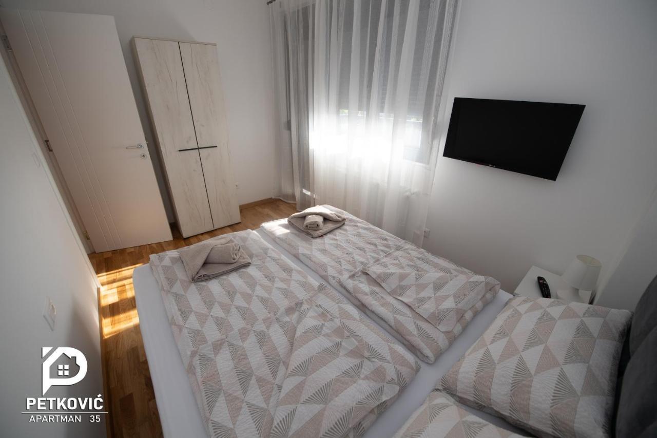 Petkovic 35 Apartment Jagodina