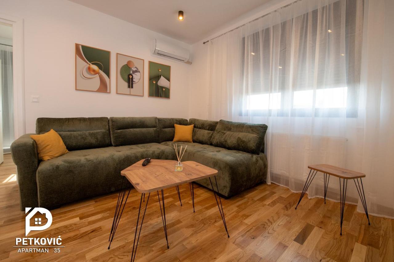 Petkovic 35 Apartment Jagodina