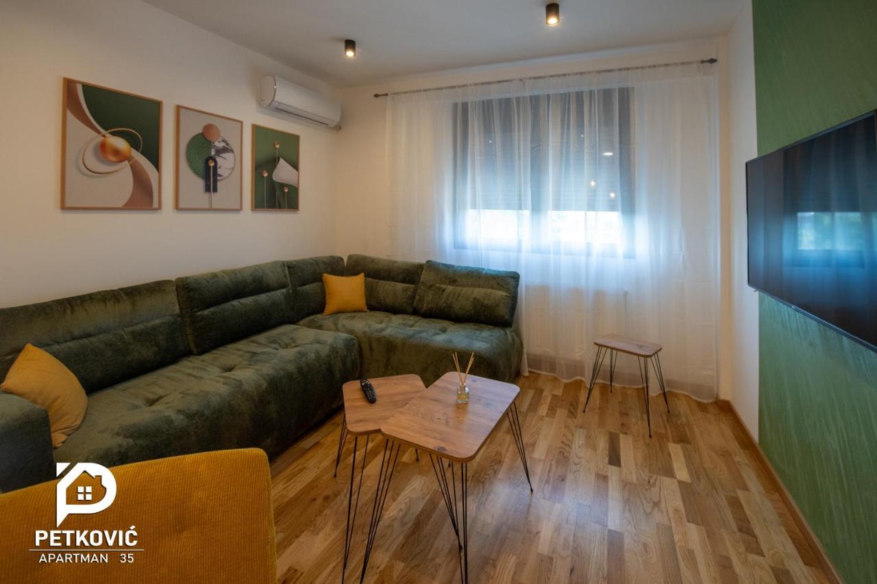 Petkovic 35 Апартаменты *